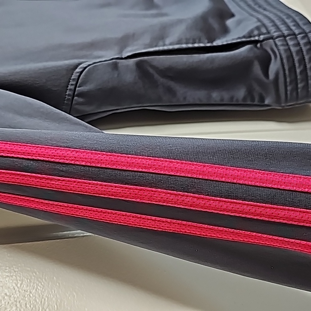 Adidas M grey/pink tracksuit style jacket - Picture 7 of 11